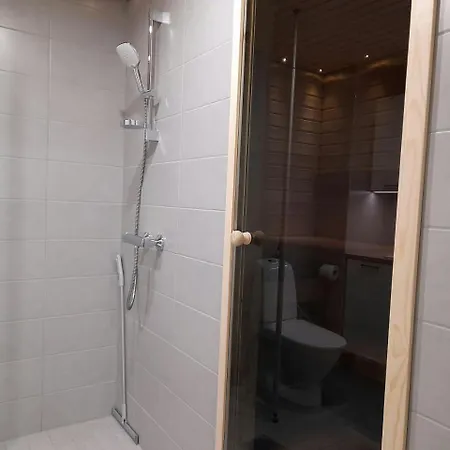 Spacious For 4 With Sauna Uleåborg